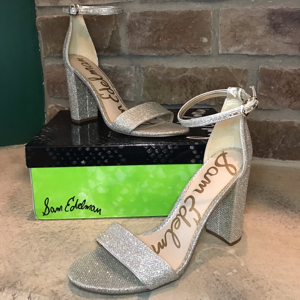 Yaro Gold Mesh Heel Sz 9.5M